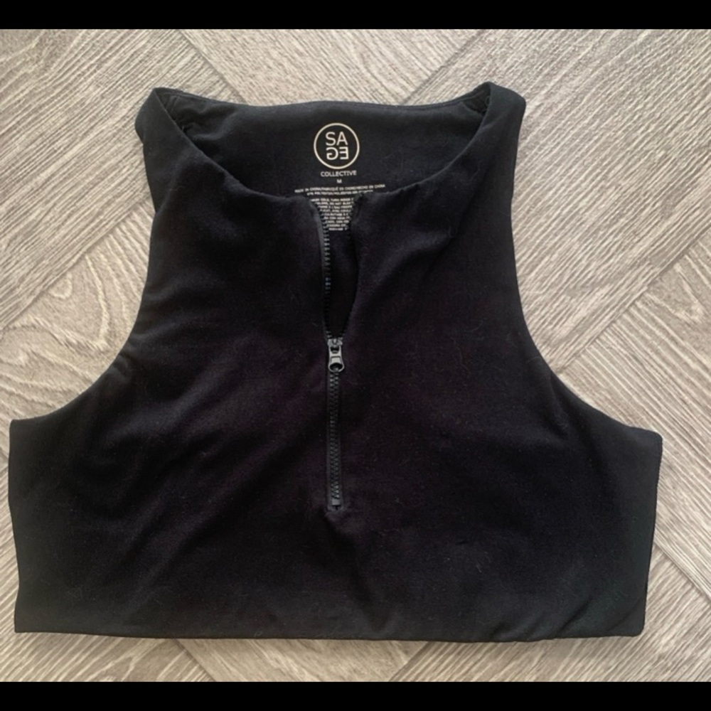 Black Women's sports bra top